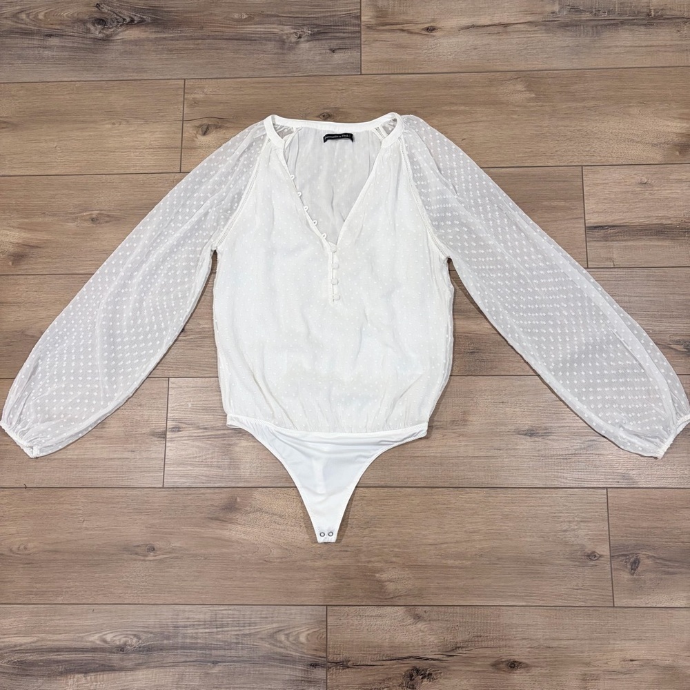 Abercrombie White Swiss Dot Sheer Bodysuit Blouse Cottagecore Coquette Medium - Picture 11 of 14
